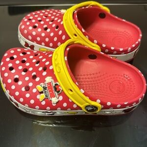 Minnie Mouse crocs
